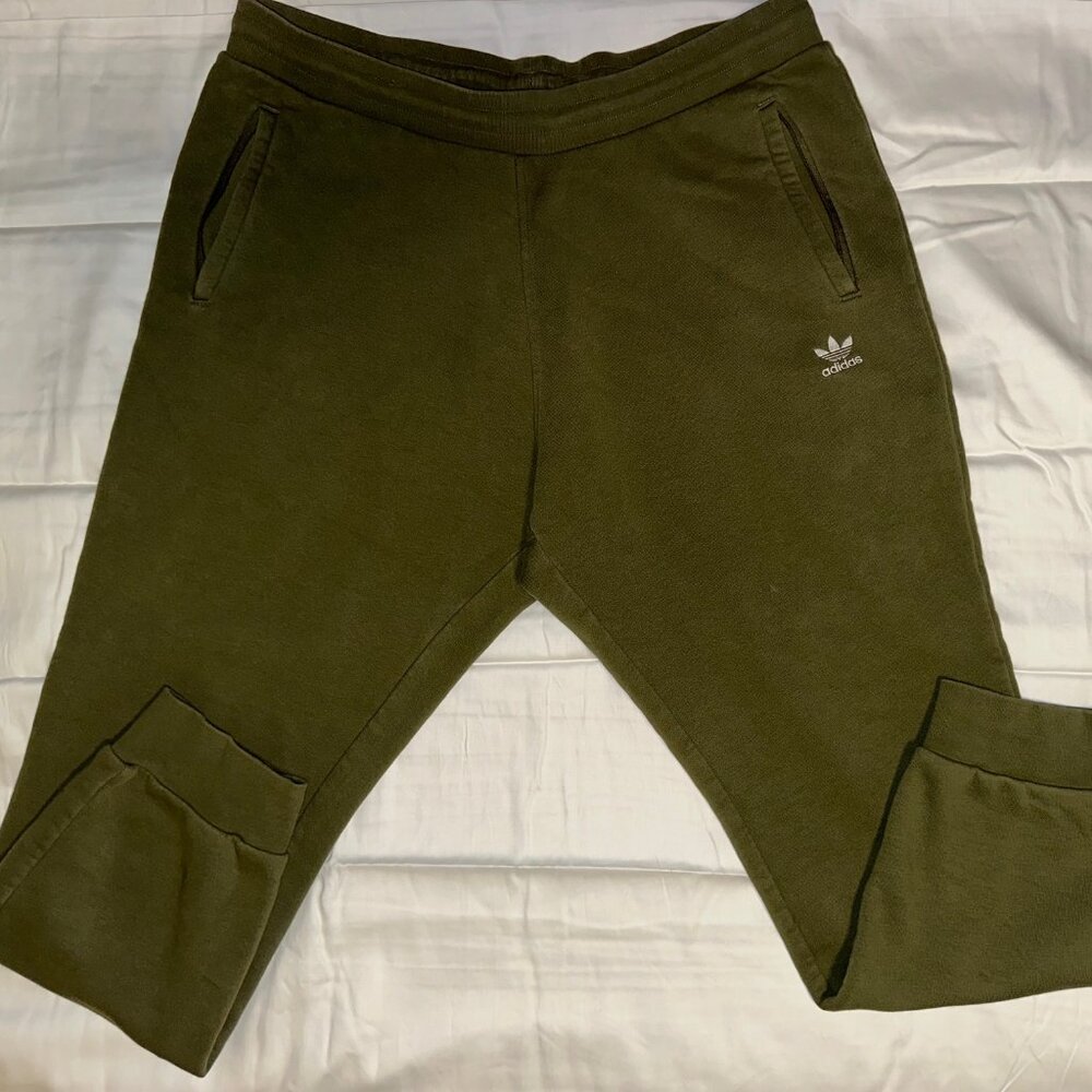 Adicolor Essentials Trefoil Pants (Focus Olive) - image 3